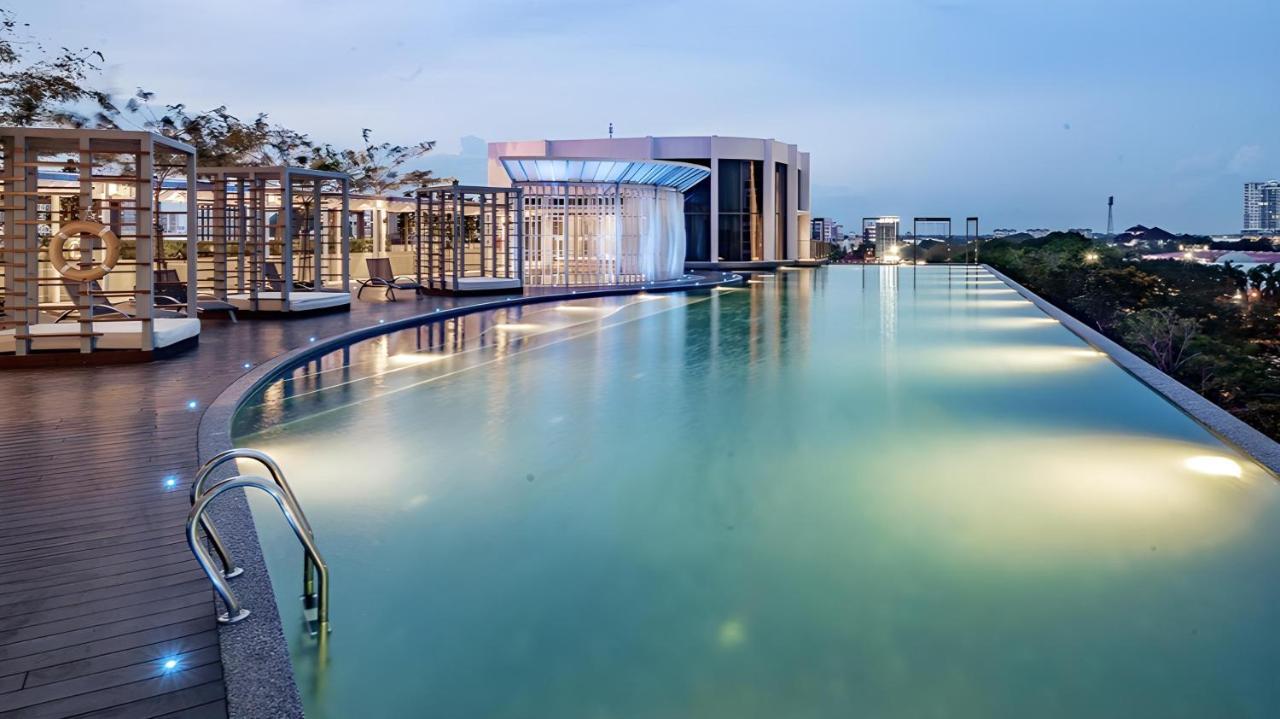 One Bedroom Troika Kota Bharu By Aghome, Modern Design Ngoại thất bức ảnh