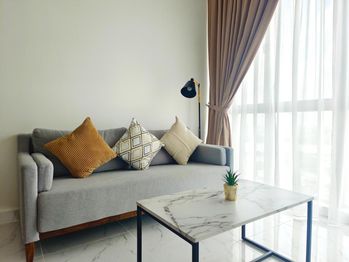 One Bedroom Troika Kota Bharu By Aghome, Modern Design Ngoại thất bức ảnh